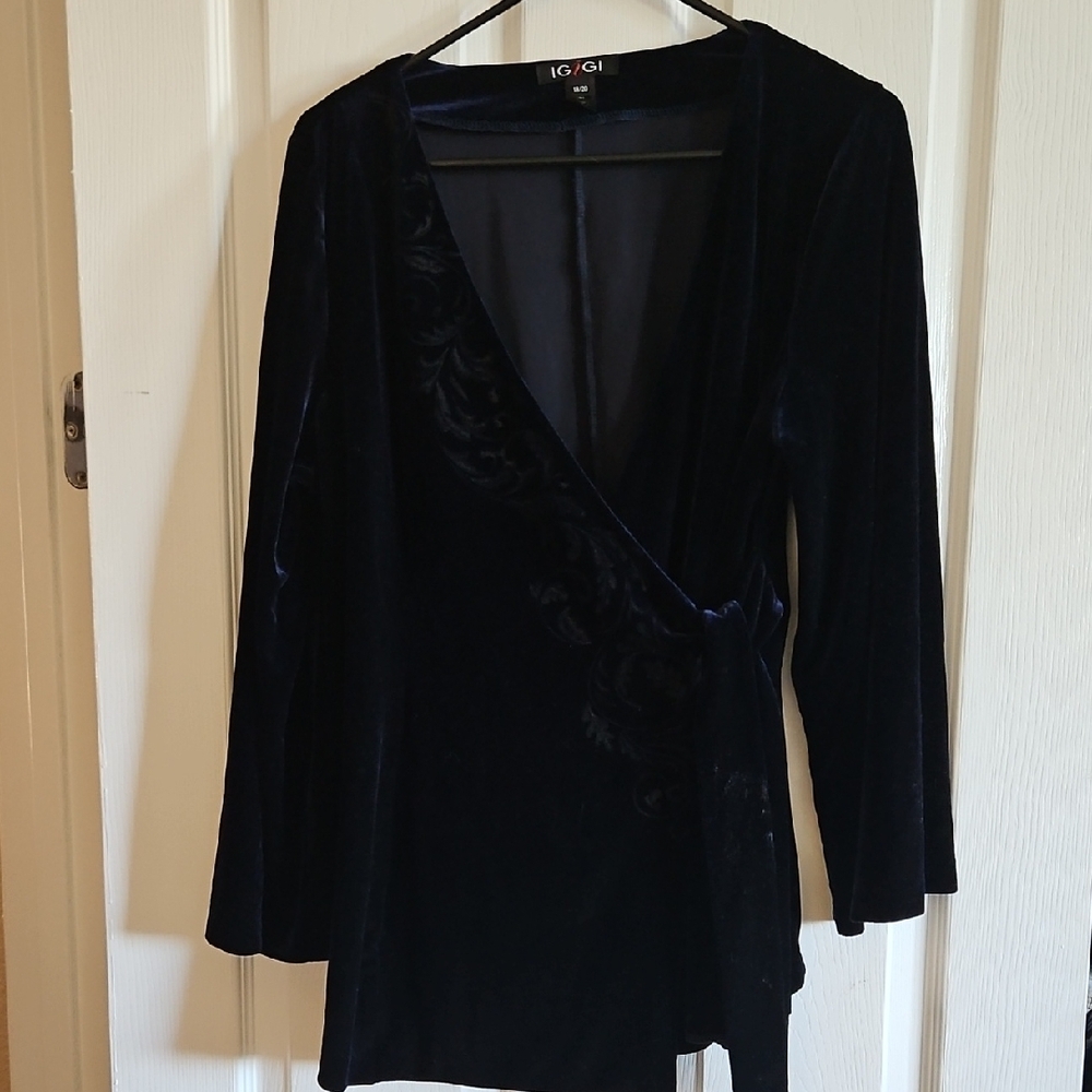 Igigi Burnout Edged Velvet Kimono Plus Size 18 / 20 Black V-Neck Full Wrap Tunic